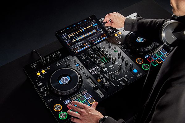 Pioneer DJ Introduces All-In-One XDJ-RX3 System