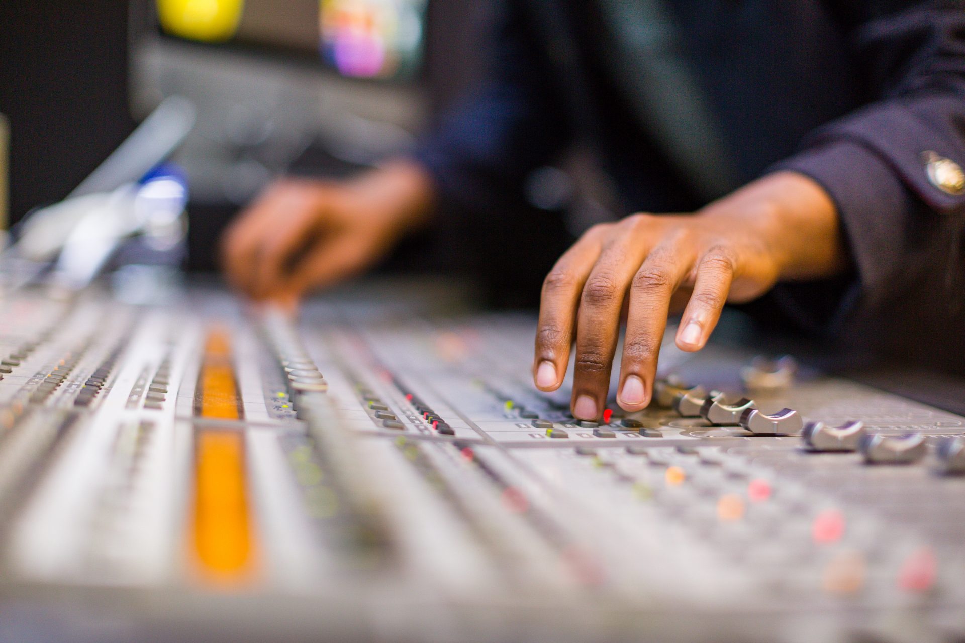 how-much-do-music-producers-get-paid